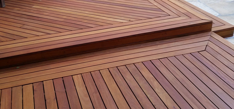 Redwood Decking Material in Hidden Hills, CA