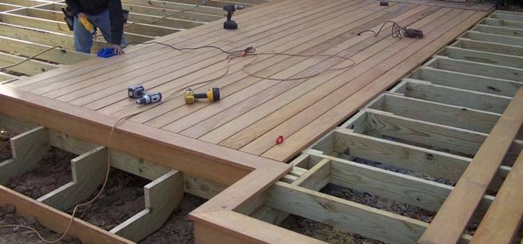 Wood Deck Builders in Hidden Hills, CA